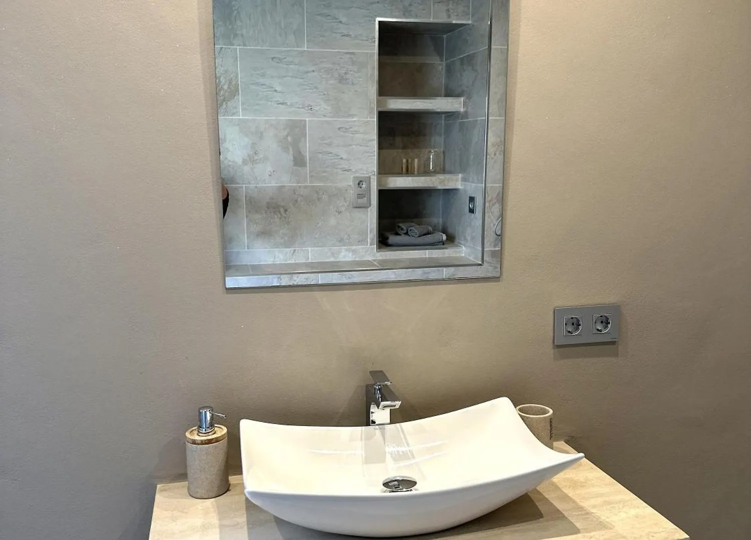 Family Villa Burriana Beach Нерха